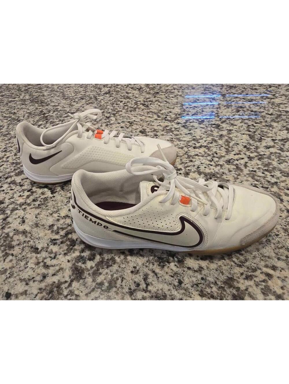Nike Tiempo Legend 9 Academy Indoor Soccer Shoes Men's Size 7.5